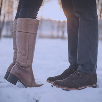 snow 7.5 ways to flirt with a guy